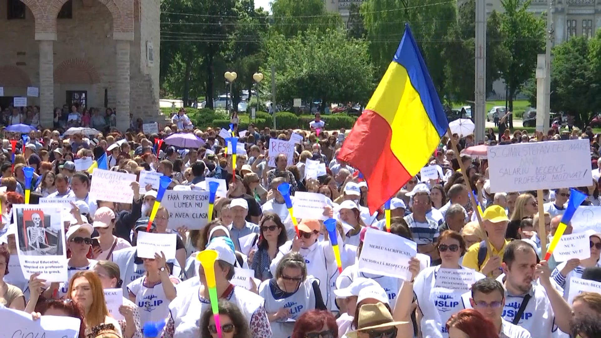 Revoltă în Educație: profesorii ies din nou la proteste și avertizează asupra blocării examenelor