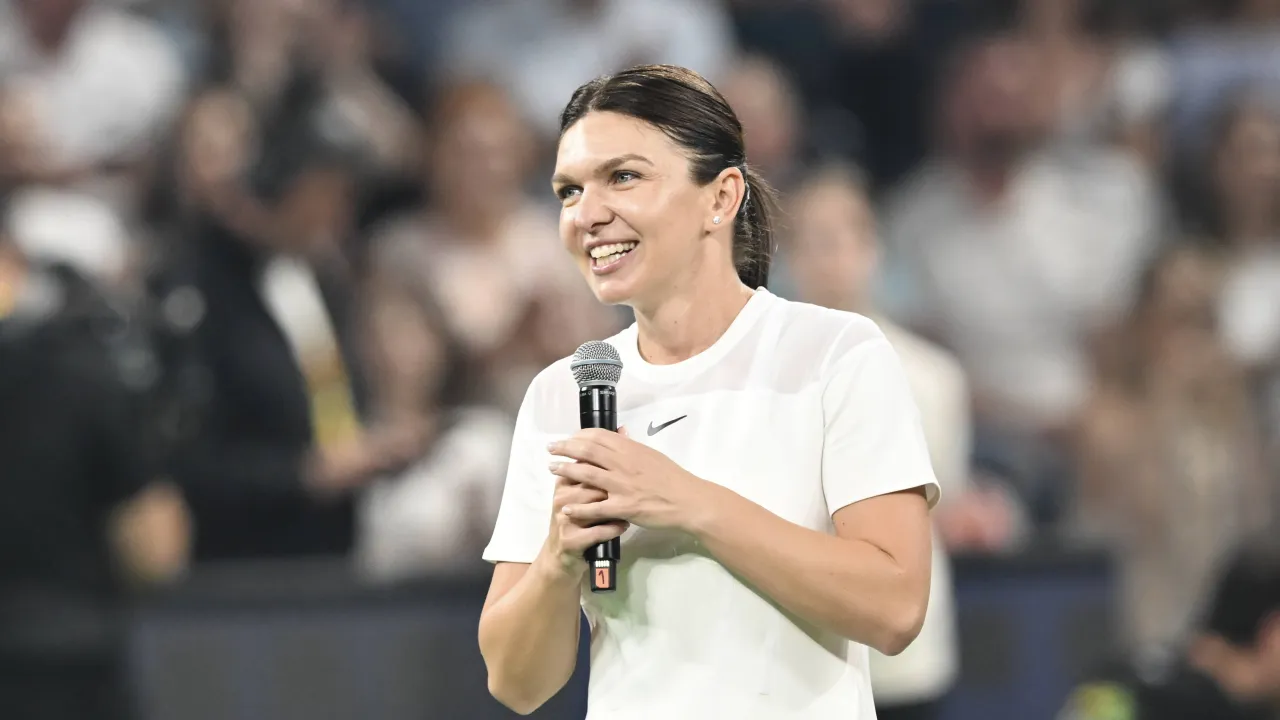 Moment istoric la Cluj! Simona Halep, sărbătorită grandios la retragerea din tenis!O seară pentru istorie: Simona Halep și-a luat rămas-bun în fața a mii de români