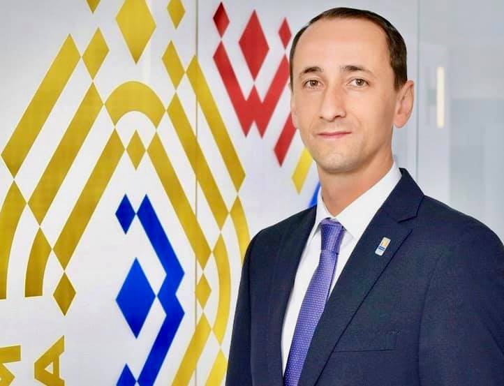 Mihai Covaliu, distins cu titlul de Doctor Honoris Causa la Pitești. Un model de excelență pentru noile generații
