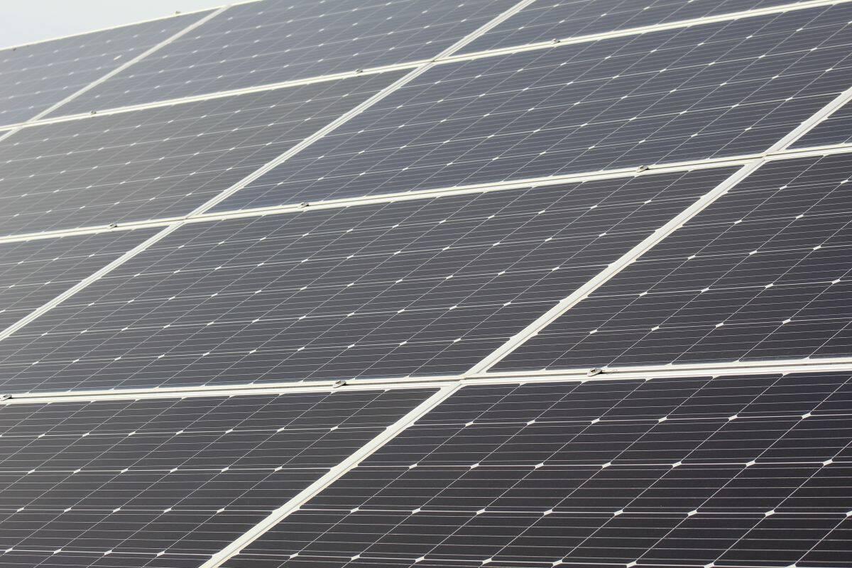 Presurizat nu înseamnă automat că merge iarna. Greșeala pe care o fac mulți când aleg un panou solar termic