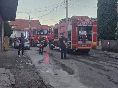 ACUM! Vâlvătăi devastatoare și mobilizare masivă de forțe pe strada Constantin Brâncoveanu