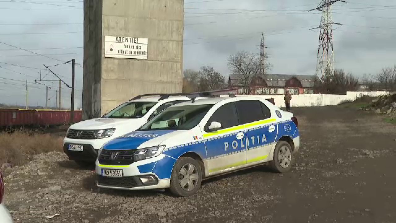 Descoperire cutremurătoare sub un pod! Un bărbat de 46 de ani, găsit fără viață sub un scuter