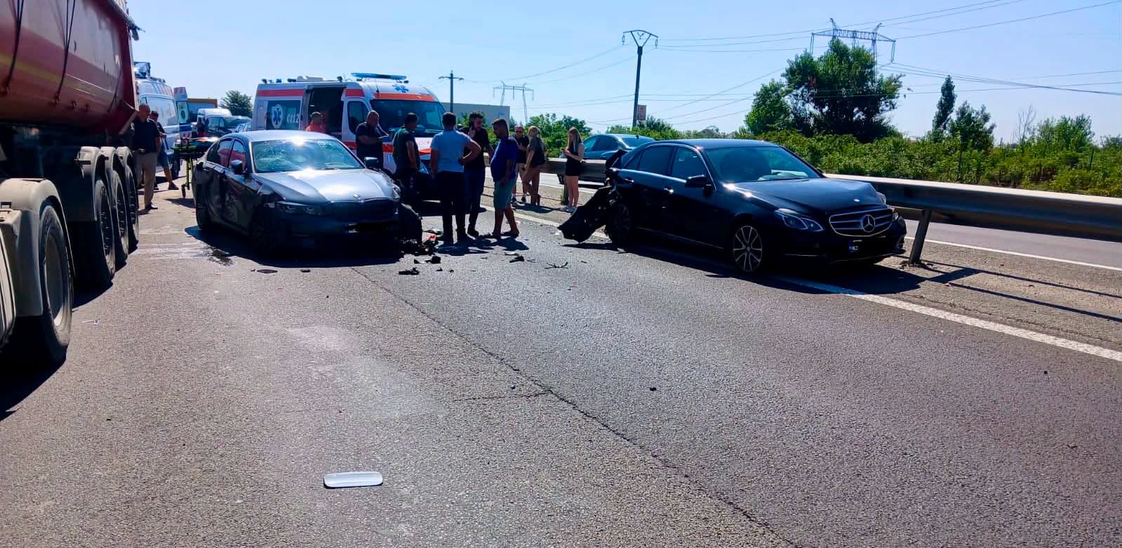 ACUM! ACCIDENT grav pe AUTOSTRADA PITEȘTI – BUCUREȘTI! Două persoane rănite! TRAFIC BLOCAT!