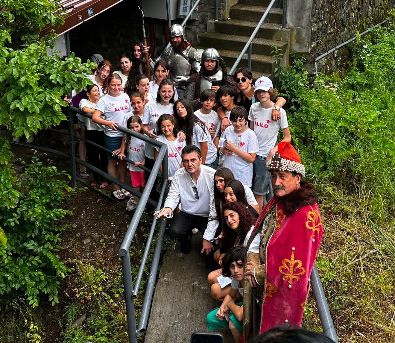 FESTIVALUL Internațional de Folclor „Carpați” a DEBUTAT spectaculos ! Află ce au făcut OASPEȚII în primul comentariu