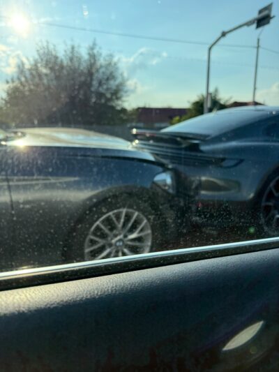 ACUM! Accident CUMPLIT la Mărăcineni. Două mașini implicate! VIDEO!