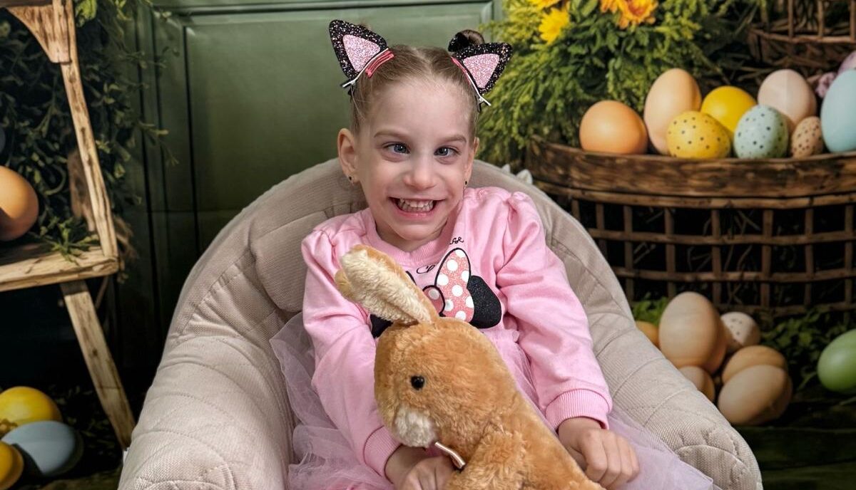 Eliza-Mara, 5 ani: o operație de 44.000 de euro îi poate reda șansa de a merge