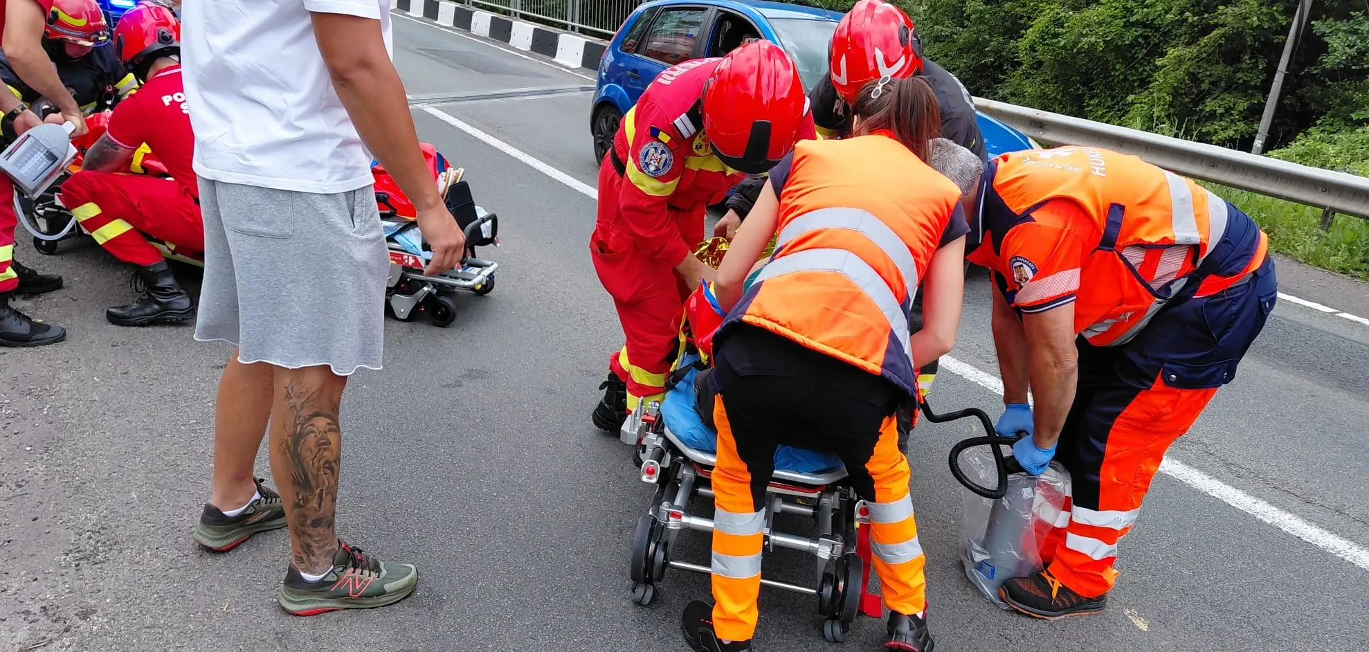 Miracol! O mamă și fiica ei au plonjat cu mașina în râu: Detaliul incredibil care i-a lăsat mască pe salvatori
