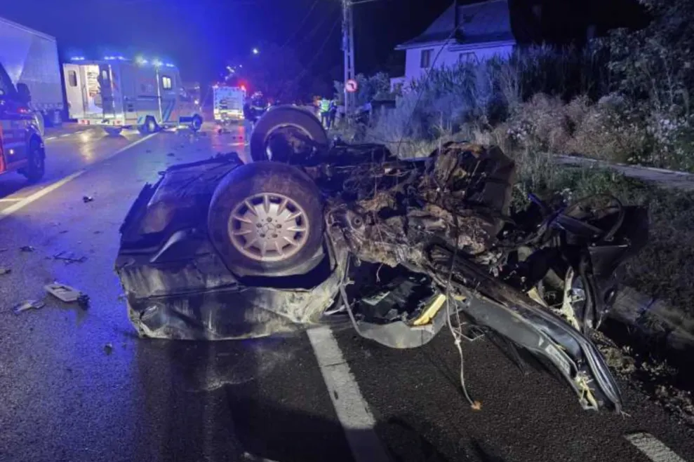 ACCIDENT înfiorător! Un tânăr de 20 ani – în stare critică! Impact devastator cu un cap de pod!