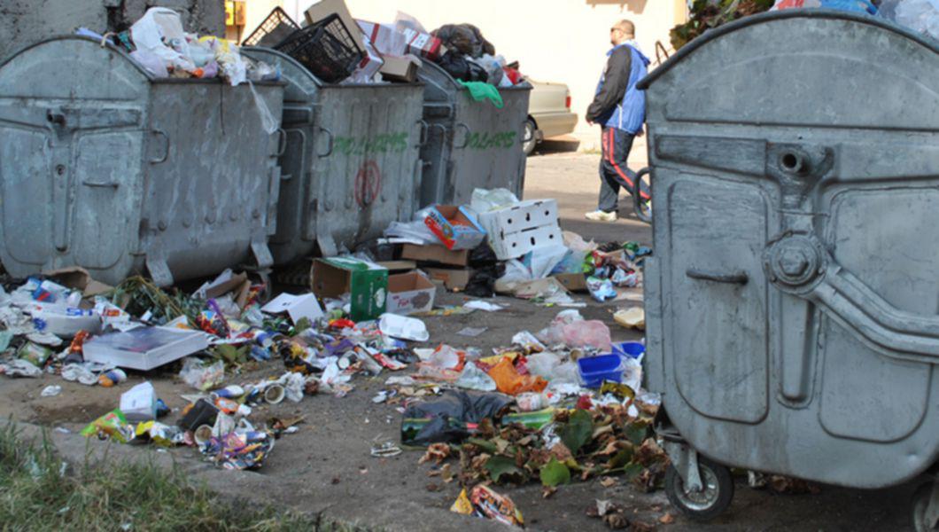Atenție, piteșteni! Amenzi pentru cei care abandonează molozul. Cum poți scăpa legal de deșeurile din construcții