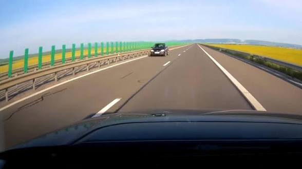 BOMBA ZILEI!!! Un șofer a fost PRINS conducând pe CONTRASENS pe autostradă