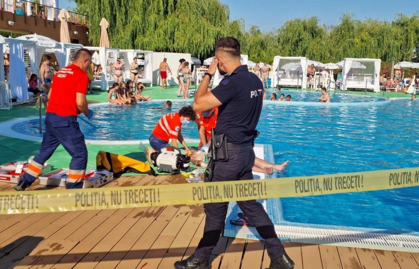 CLIPE DE DRAMĂ! Un copil de 11 ani a salvat un bărbat aflat în pericol de înec!