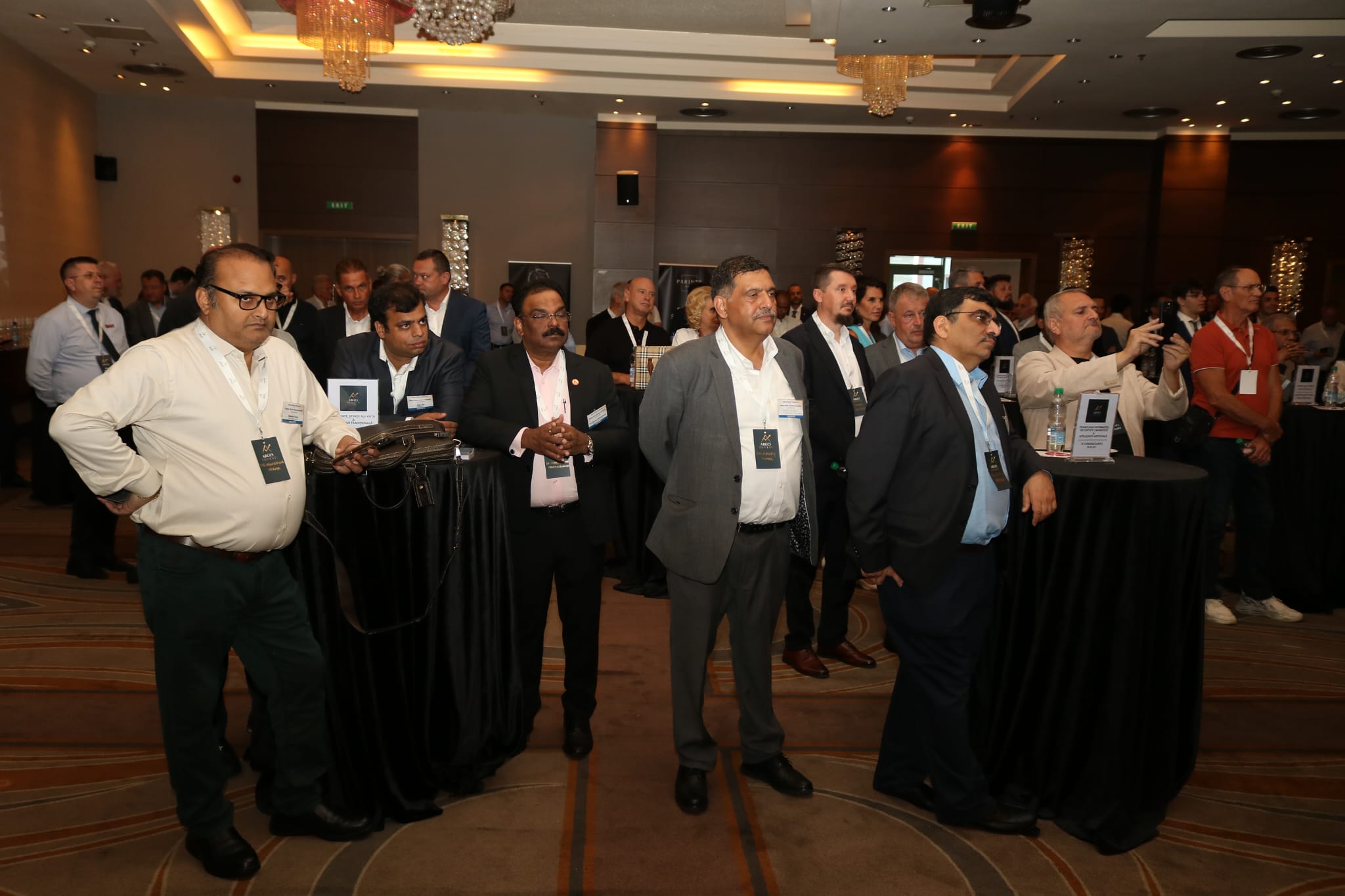 Parteneriate internaționale pentru afacerile din Argeș: Delegație masivă de oameni de afaceri din India, în vizită de lucru în Argeș, la inițiativa senatorului Mihai Coteț!