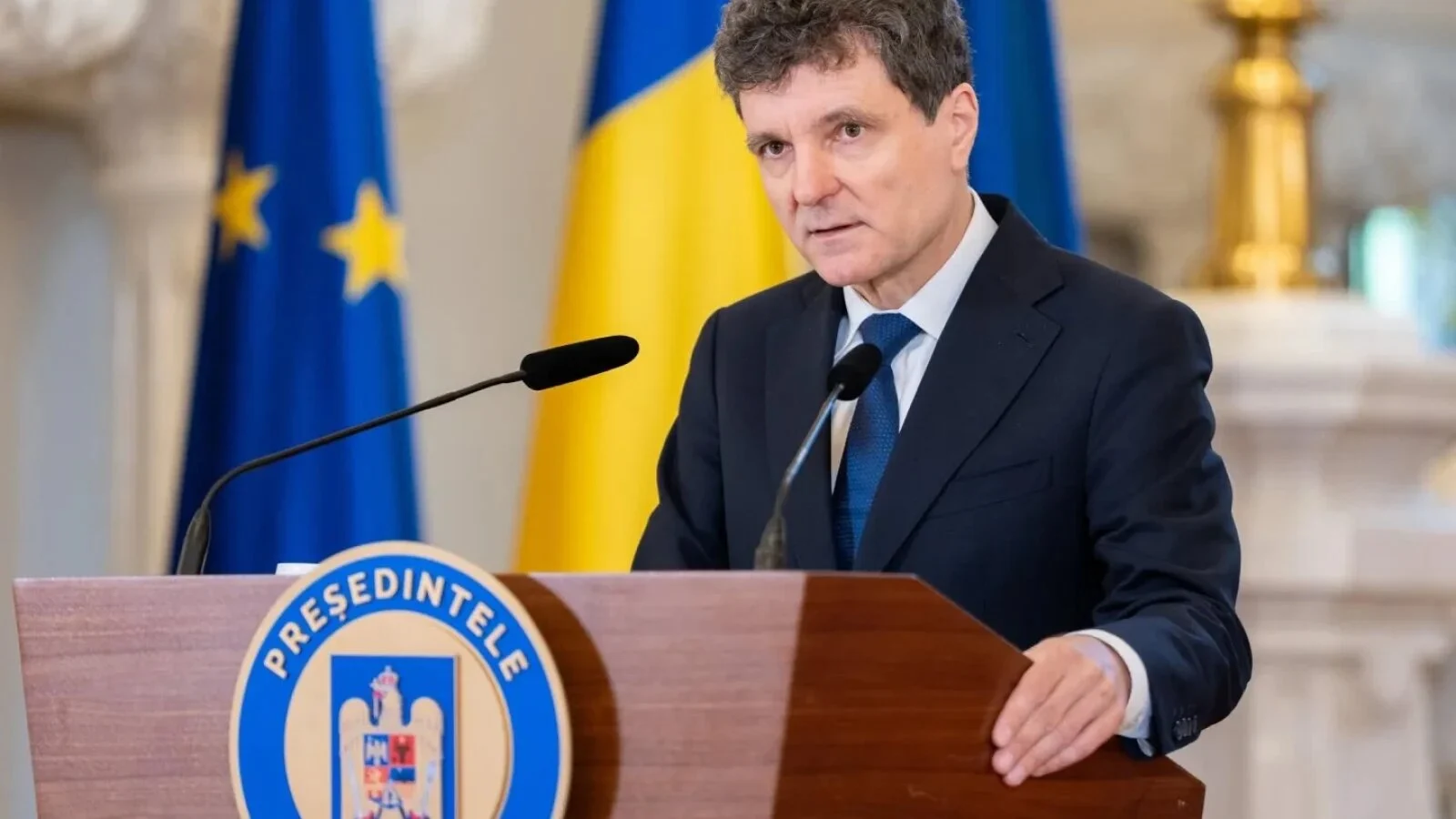 Curtea Constituțională, SESIZATĂ să-l oblige pe Nicușor Dan să facă NUMIREA prim-ministrului