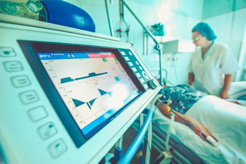 „Ne împingeți să plecăm!”Avertismentul cutremurător al unui medic ATI! Noua lege a salarizării riscă să lase spitalele fără specialiști