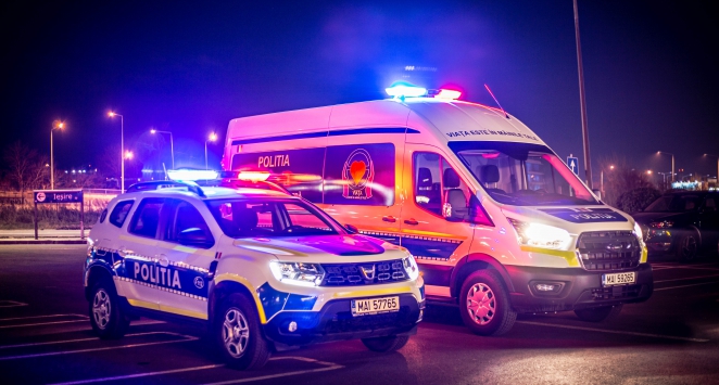 Impact violent! autospeciala aproape răsturnată!!! „Copil de 3 ani era în ambulanță!