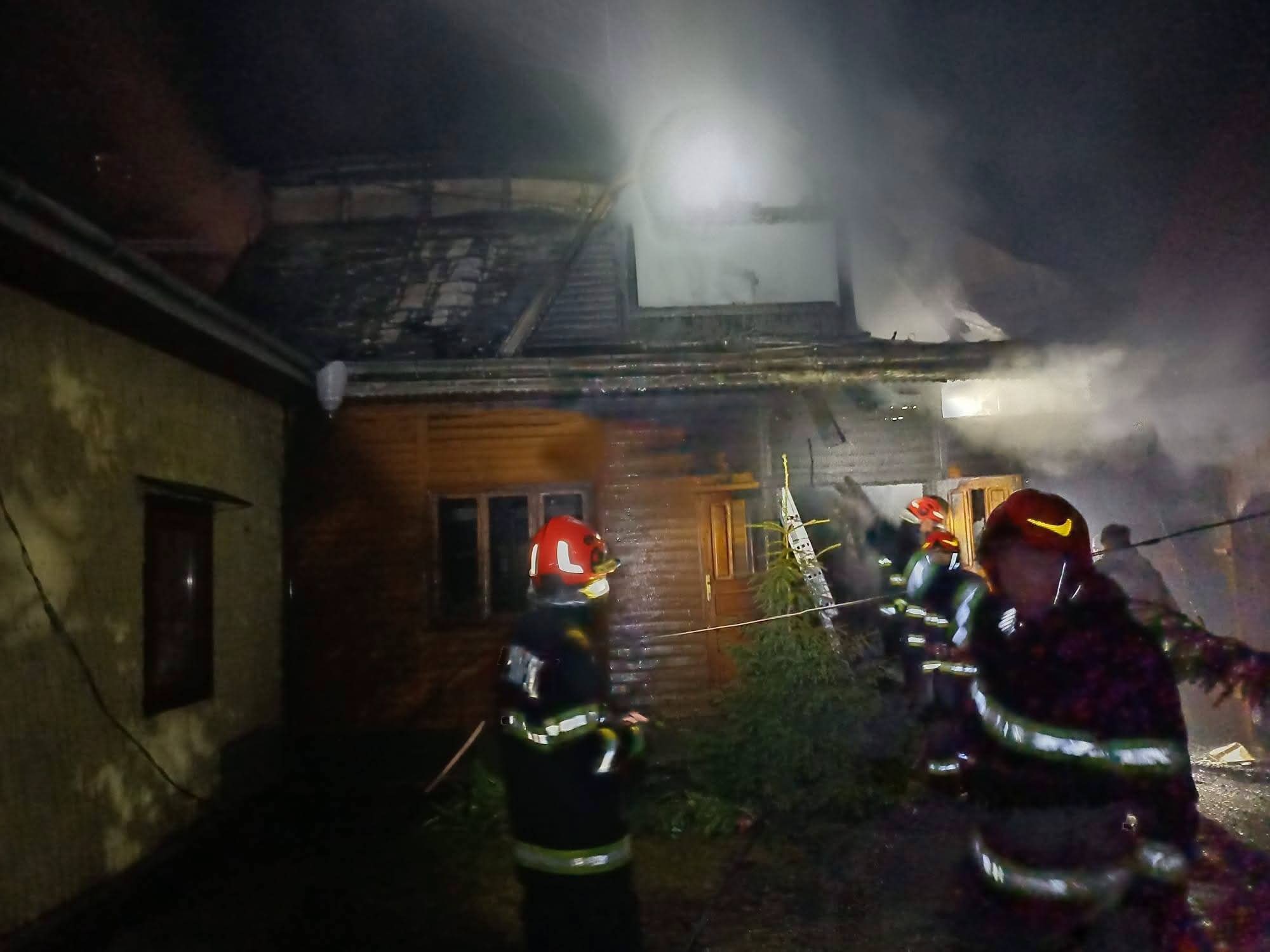 ALERTĂ! Luptă DISPERATĂ contracronometru. Șase AUTOSPECIALE au oprit o CATASTROFĂ iminentă