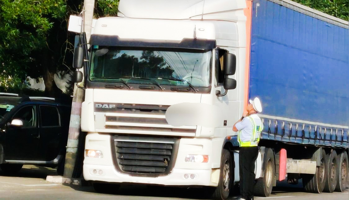 TRANSPORTURI ILEGALE în Pitești! TIRIȘTI amendați drastic de POLIȚIA LOCALĂ!
