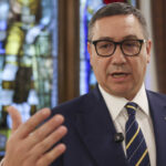 VICTOR PONTA ARUNCĂ BOMBA ÎN POLITICĂ: „Grindeanu, Nazare și Tomac au majoritate pentru a fi premieri”. Ce rol joacă PSD și AUR