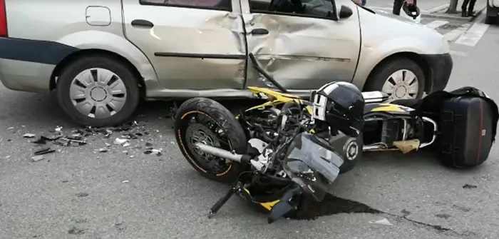 ACUM! ACCIDENT grav cu un triciclu la ieșirea din Pitești! Se intervine de urgență!