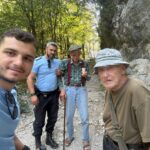 Jandarmii montani au salvat un octogenar plecat singur spre Grota cu Aburi