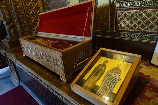Pentru prima dată în România: mâna dreaptă a Sfântului Vasile cel Mare va fi adusă spre închinare! Află unde!