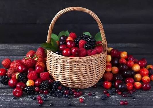 Toamna bate la ușă, iar sezonul virozelor se apropie. Două fructe pe care specialiștii le recomandă pentru o alimentație echilibrată