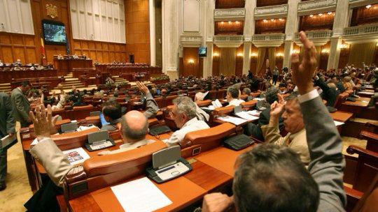 EXCLUSIV! CUTREMUR în Argeș! Sute de consilieri, locali, județeni, directori de instituții și angajați la stat OBLIGAȚI să-și dea DEMISIA AZI! NOUA LEGE face ravagii!