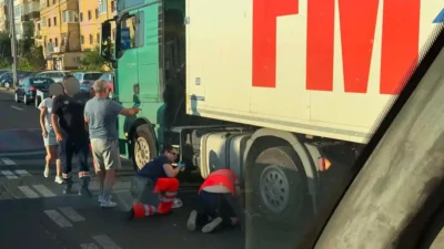 ACCIDENT înfiorător lângă KAUFLAND! Bărbat SPULBERAT de TIR! A murit pe loc!