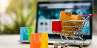 Cum s-a schimbat modul în care românii cumpără și vând produse online
