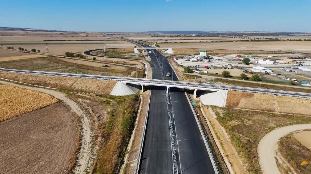 BREAKING! A1 Sibiu-Pitești intră în linie dreaptă: tronsonul Tigveni–Curtea de Argeș, GATA în proporție de 99%! DATA EXACTĂ când va fi deschis traficului!