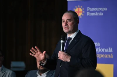 Nicușor Dan nu mai exclude anticipatele. Scenariul care poate arunca România într-o nouă criză politică! Alexandru Nazare, în cărți pentru funcția de premier