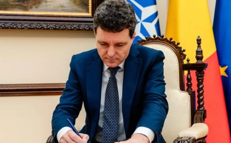 SCHIMBARE MAJORĂ pentru elevii de clasa a VIII-a! Dispare examenul separat de admitere la liceu