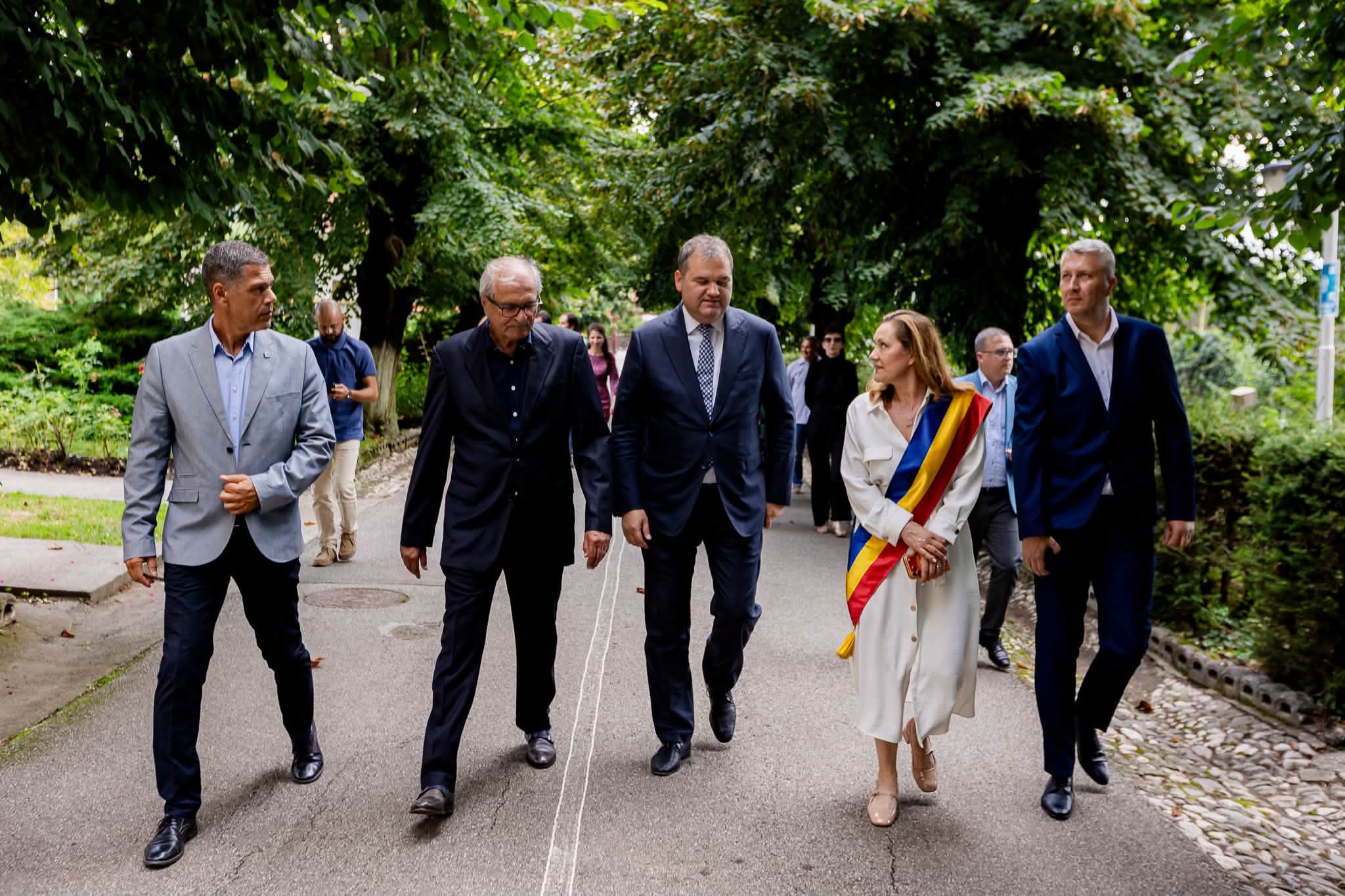 Câmpulungul are prima sa CREȘĂ modernă. O INVESTIȚIE de 13 milioane de lei a fost recent INAUGURATĂ!