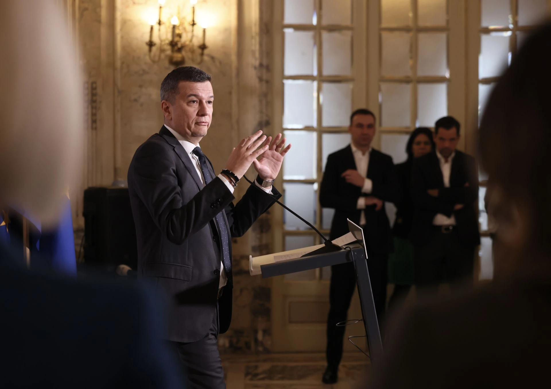 CRIZĂ POLITICĂ!!! PSD îi cere lui Bolojan să-l retragă pe Siegfried Mureșan
