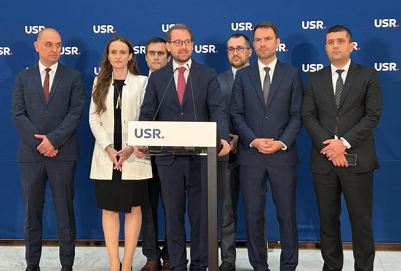 „La Justiție e ca la Medicină”: 5 de la USR pe un singur loc și toți așteaptă verdictul