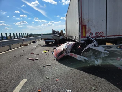 ACUM! TRAGEDIE pe DEx PITEȘTI – CRAIOVA! TREI MORȚI și trei persoane rănite! ECHIPAJ DRDP spulberat!