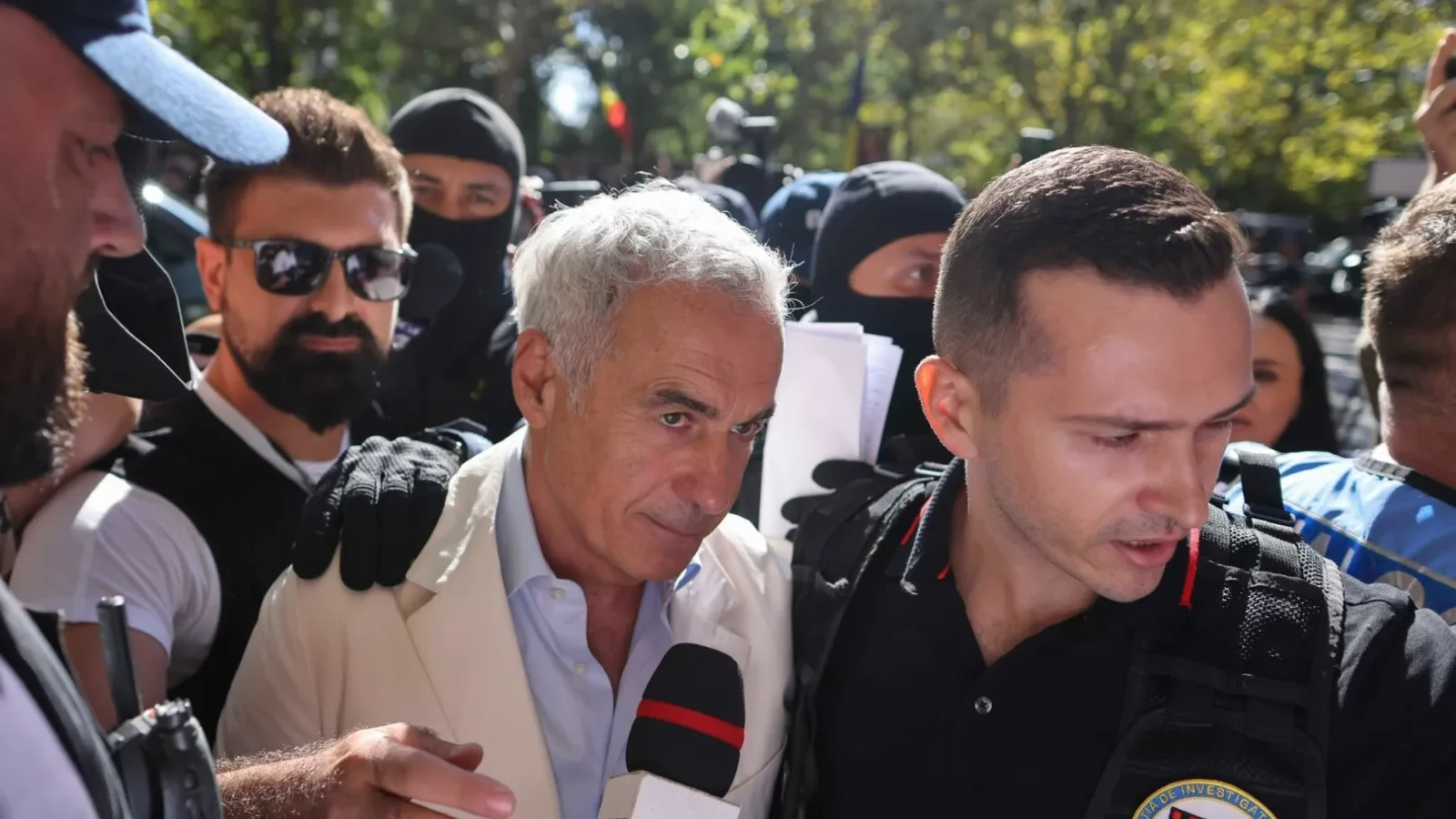 CUTREMUR în tabăra suveranistă! Ce ar fi spus Călin Georgescu despre George Simion! STENOGRAME EXPLOZIVE!