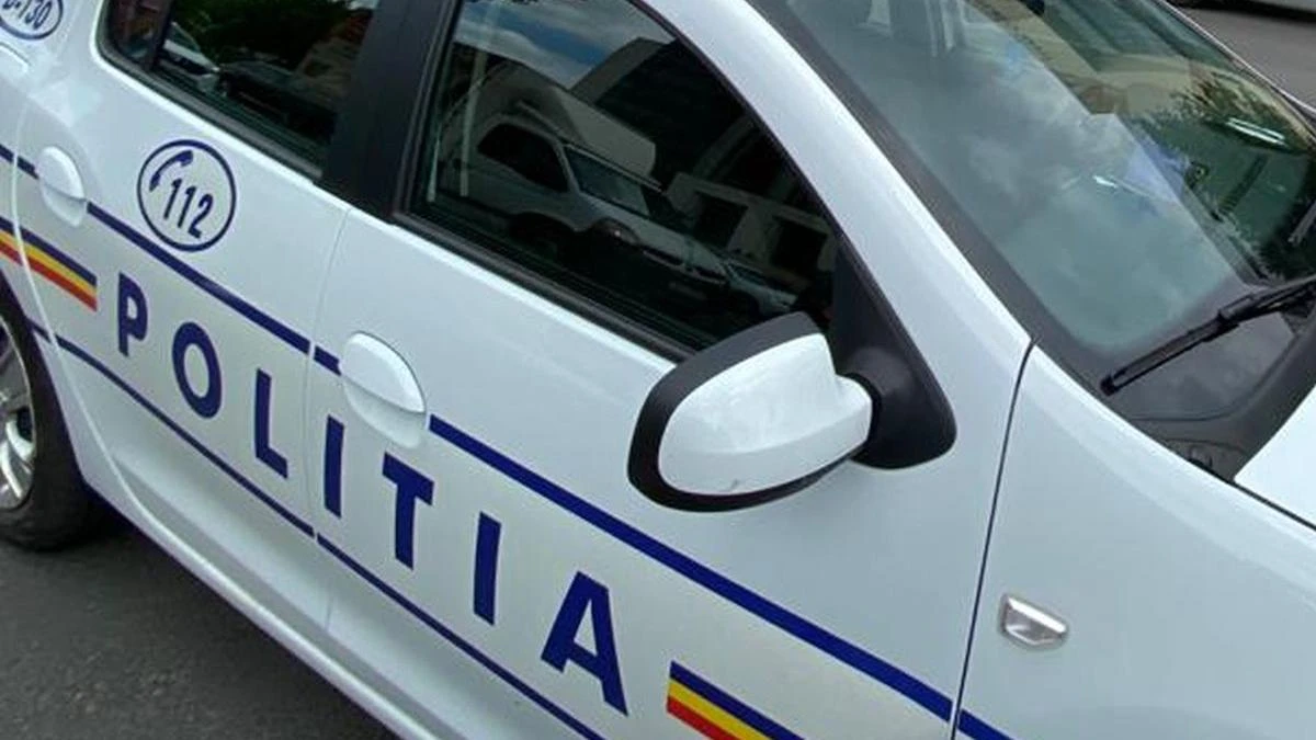 ALERTĂ! Un copil de doar 4 ani a dispărut de acasă. Zeci de oameni îl caută fără oprire