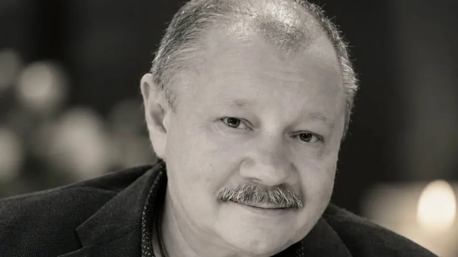 Doliu în presa și diplomația românească: A murit jurnalistul și analistul George Scarlat!