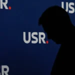 DEMOCRAȚIE DOAR CÂND LE CONVINE? USR, ACUZAT CĂ UITĂ DE „STATUL DE DREPT” CÂND APAR ÎNTREBĂRI INCOMODE