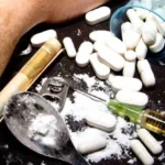 România își pierde copiii? Drogurile au coborât la 9 ani, iar autoritățile încă numără strategiile. Cine îi mai salvează?