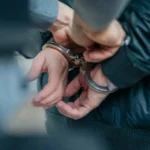 Un bărbat din Mioveni a ajuns după gratii! Judecătorii au dispus arestarea preventivă pentru 30 de zile