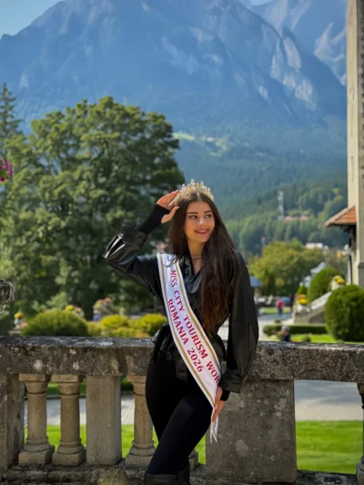 PERFORMANȚĂ REMARCABILĂ! Cine este Liana Stroe, eleva de la „Brătianu” care va REPREZENTA România în China! Va duce numele Piteștiului pe scena internațională! VIDEO! 1 liana stroe 1