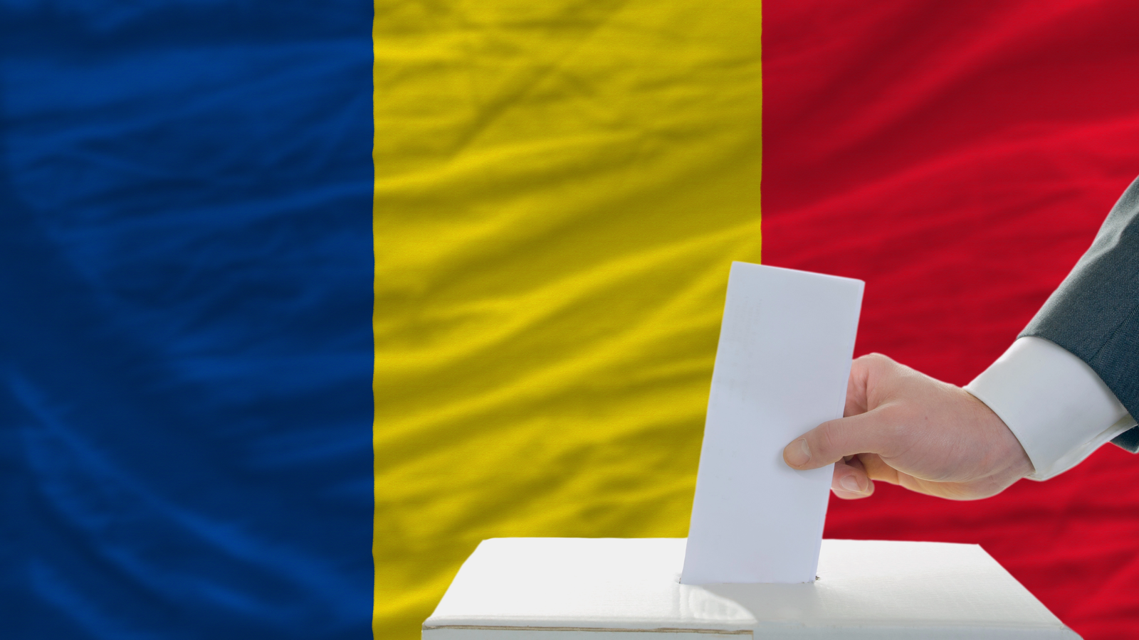 Lovitură după alegeri! 7 persoane reținute pentru semnături false pentru turul 1 din alegerile prezidențiale! Pe cine au favorizat?