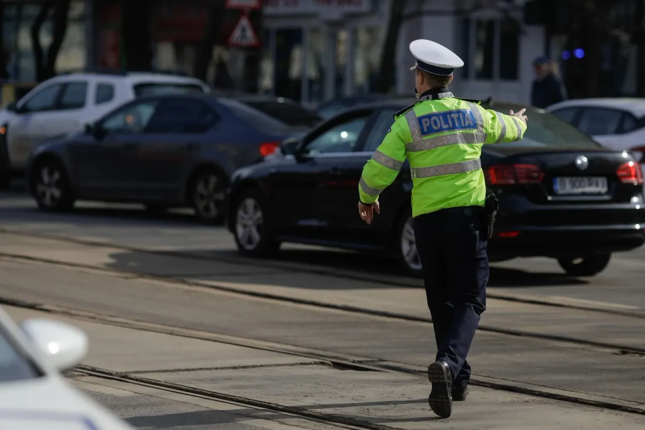 ALERTĂ PENTRU ȘOFERII DIN ROMÂNIA! CONDUCĂTORII AUTO, OPRIȚI ÎN TRAFIC: „DE UNDE AȚI PLECAT ȘI UNDE MERGEȚI?”