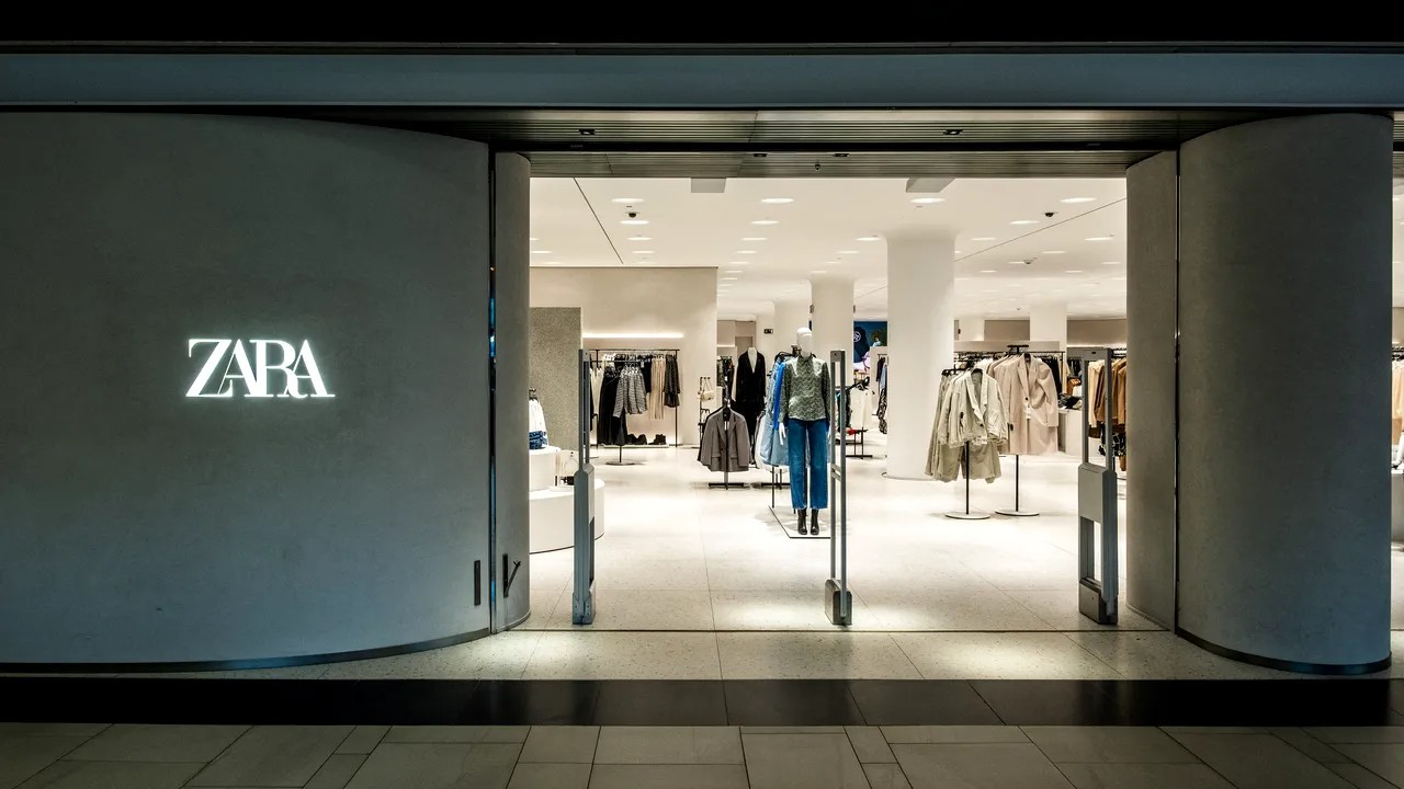 Se închid pe capete! Lovitură grea pentru clienții Zara: ce se întâmplă cu celebrele magazine?