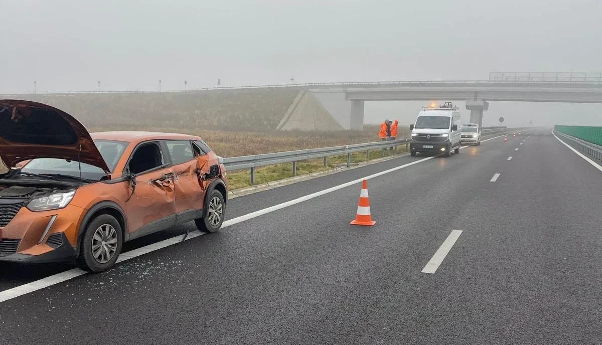 ACUM. ACCIDENT GRAV pe Drumul Expres DEx12, în Argeș! Mașină SPULBERATĂ de camion, TRAFIC BLOCAT! 