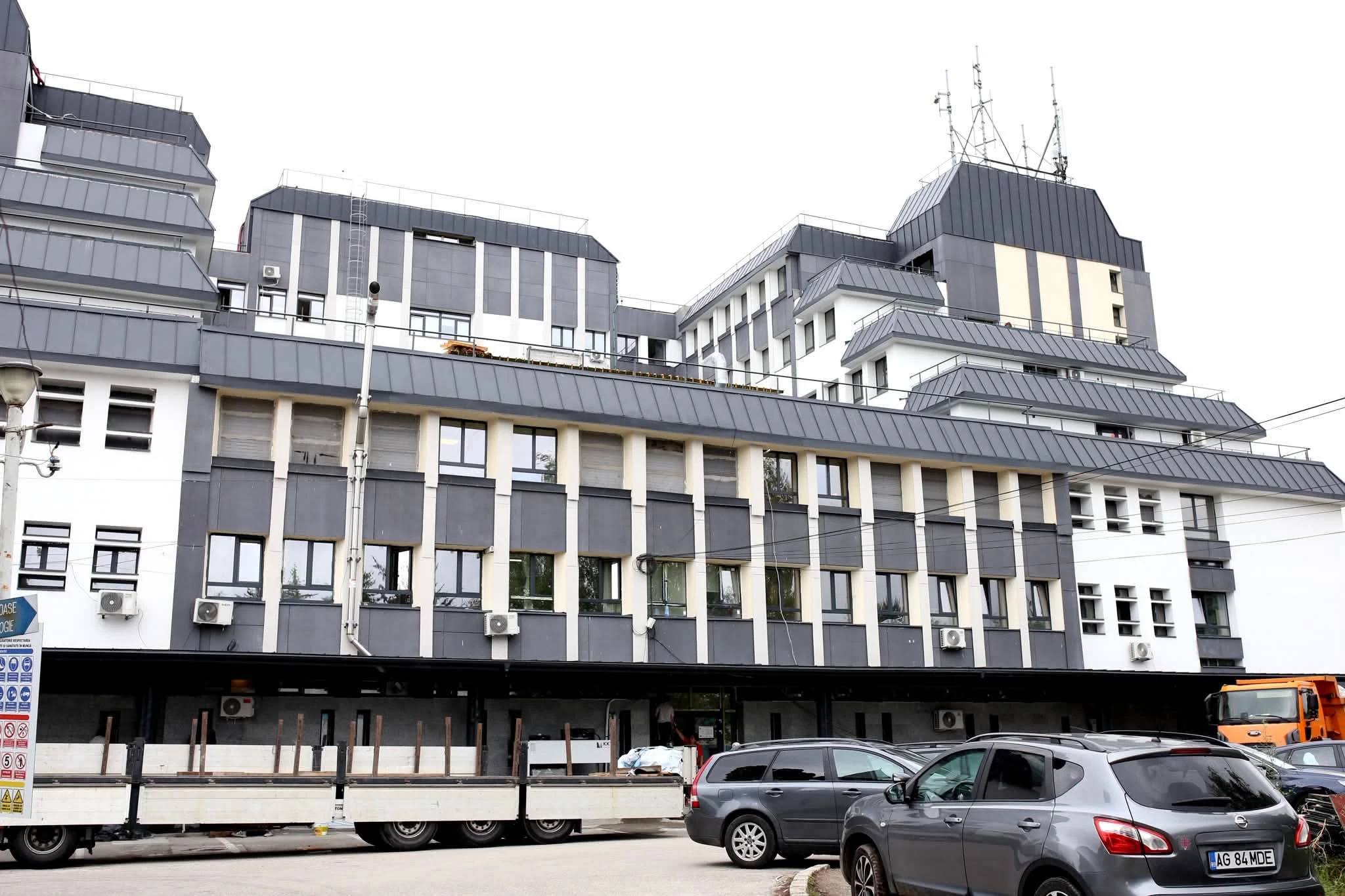 ALARMĂ la Câmpulung. SINGURUL computer TOMOGRAF trage să moară. ÎNLOCUITORUL costă o avere!