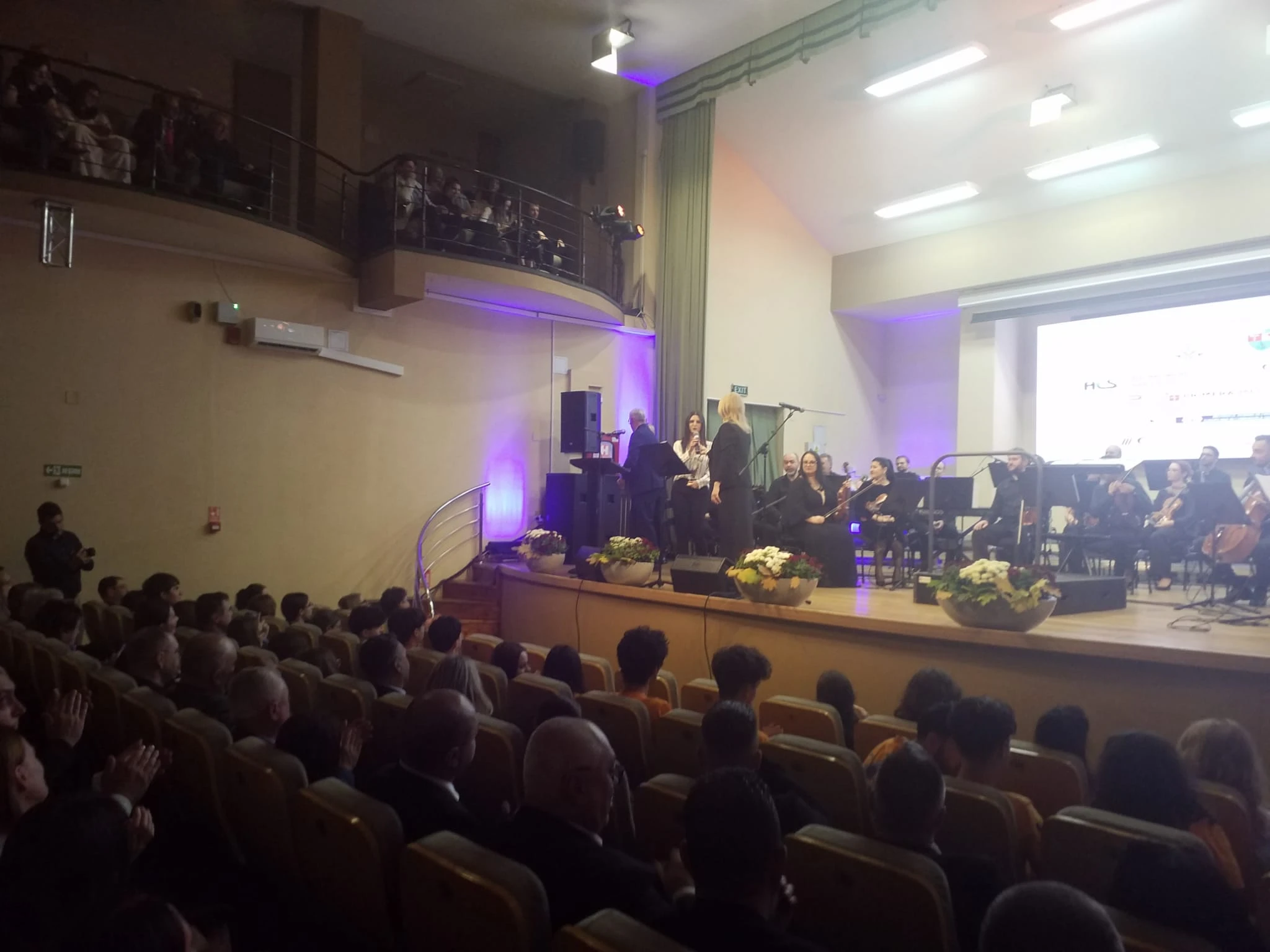 Bodea Maria Isabelle, printre tinerii remarcați la Gala Excelenței Argeșene! Olimpica a fost premiată pentru performanțele sale!