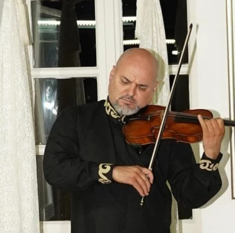 Brezeanu – Din generație în generație, la Filarmonica Pitești!